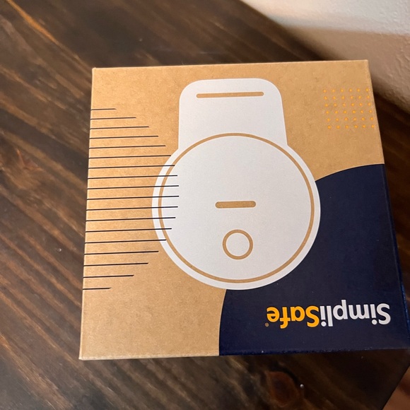 SimpliSafe Outdoor Security Camera CM021 - Picture 5 of 5